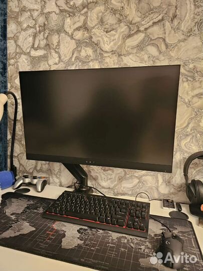 Топовый игровой монитор 2k / 240Ghz / 27