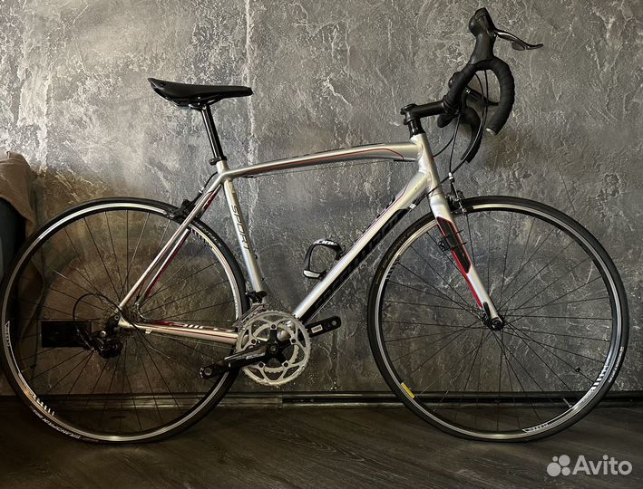 Шоссейный велосипед Specialized Allez