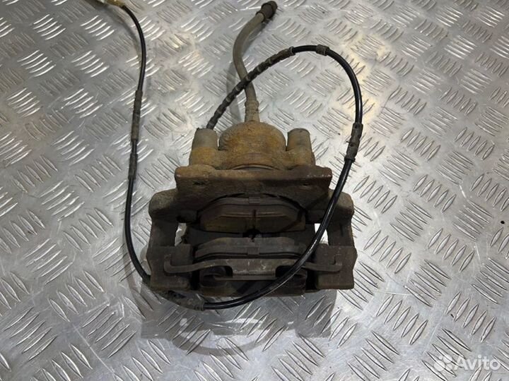 Суппорт задний правый Bmw X1 E 84 2.0 N46B20