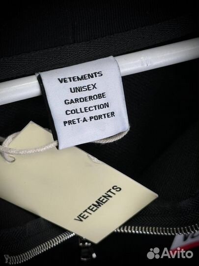Зип худи Vetements hello