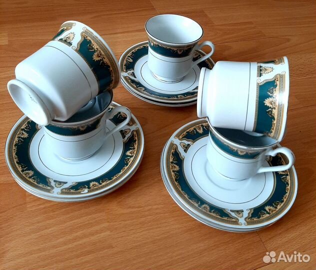 Фарфоровая посуда и хрусталь