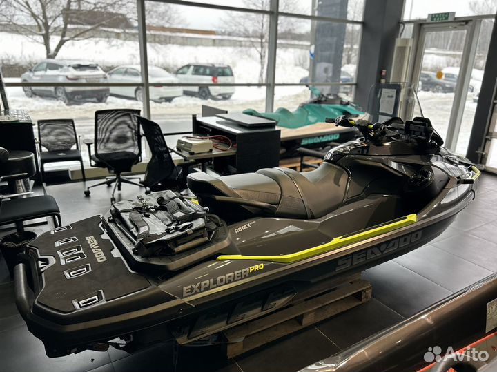 BRP Sea-Doo Explorer Pro