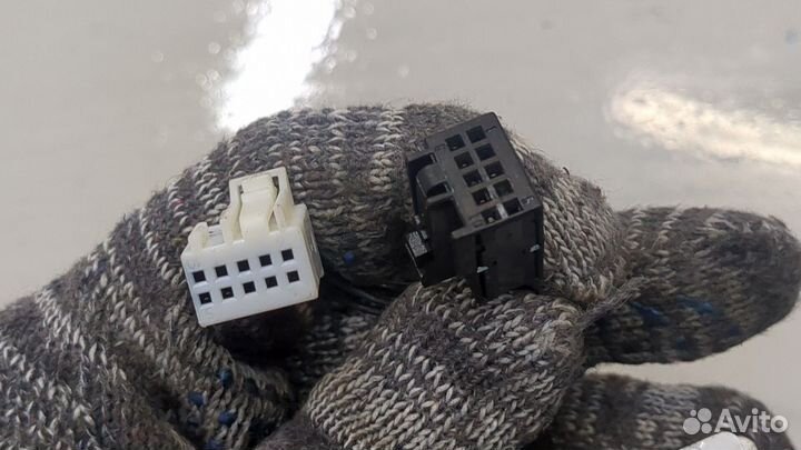 Зеркало боковое левое Mercedes C W204