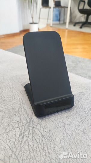 Беспроводное зарядное устройство TFN Rapid 15W