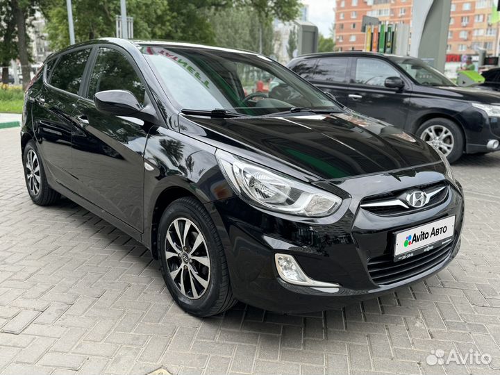 Hyundai Solaris 1.4 AT, 2011, 89 700 км