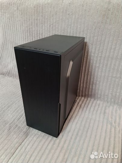 Xeon e5 2666v3 24G GeForce 1660 Super