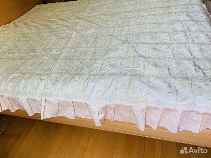 Покрывала махровые простыни одеяло