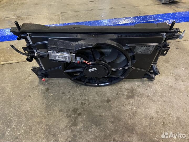 Кассета радиаторов Ford Focus 3