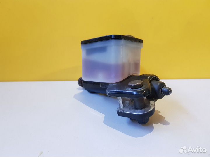 Тормозная машинка с бачком BRP Ski-Doo Lynx