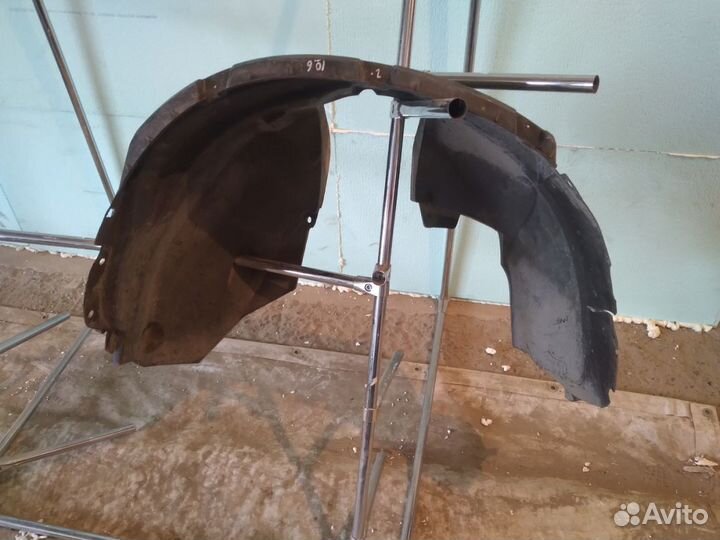 Подкрылок Renault Duster 2019 638408322R