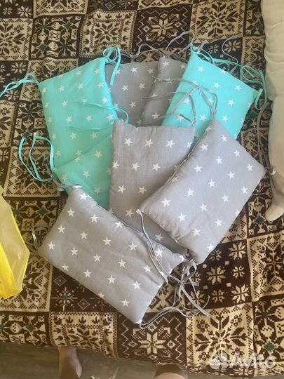 Бортики на детскую кроватку