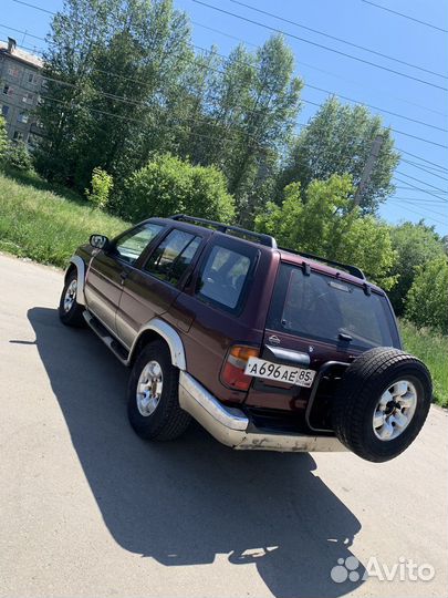 Nissan Terrano R50 в разбор