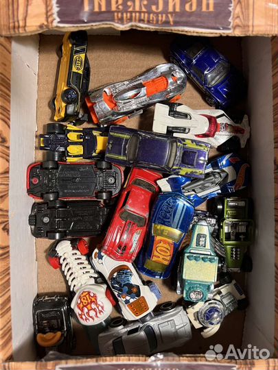 Машинки hotwheels