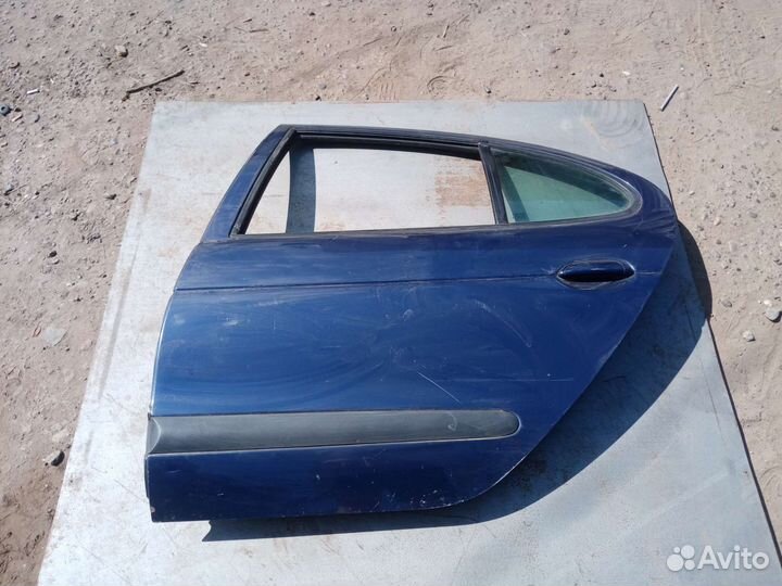 Дверь передняя левая Renault Megane в сборе