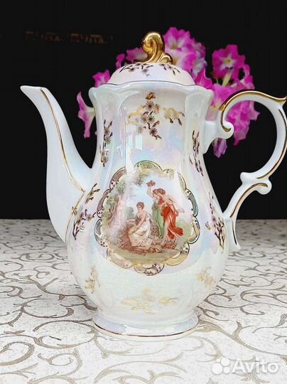 Заварочный чайник, бокалы коньячные