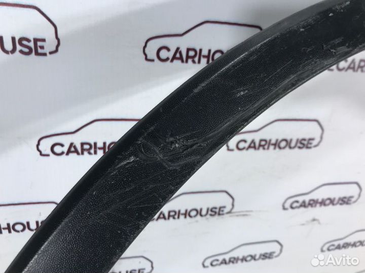 Накладка на крыло задняя правая Volkswagen Touareg