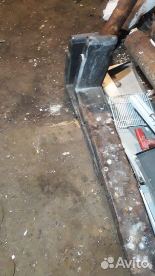 Домкрат подкатной 2т