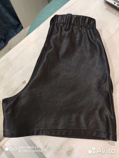 Кожаные шорты
