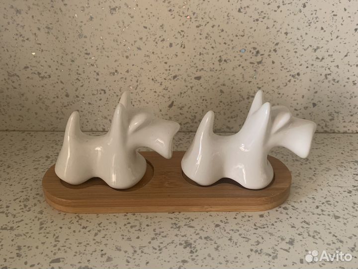 Солонка и перечница