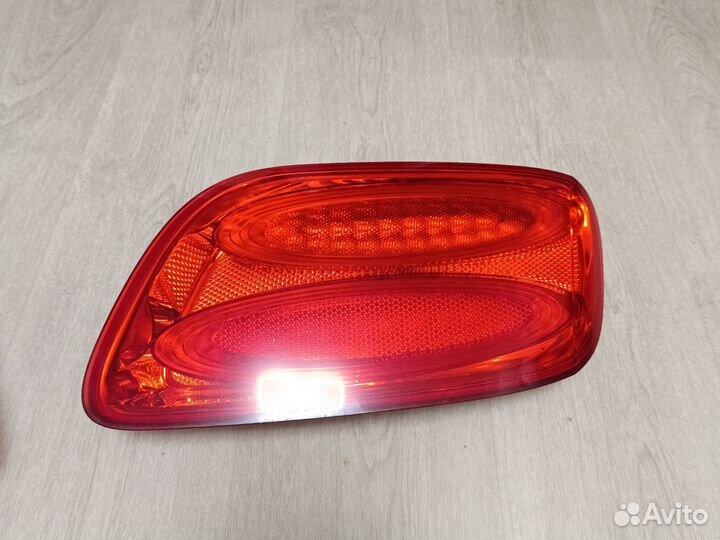 Фонарь задний правый, левый Bentley Continental Gt