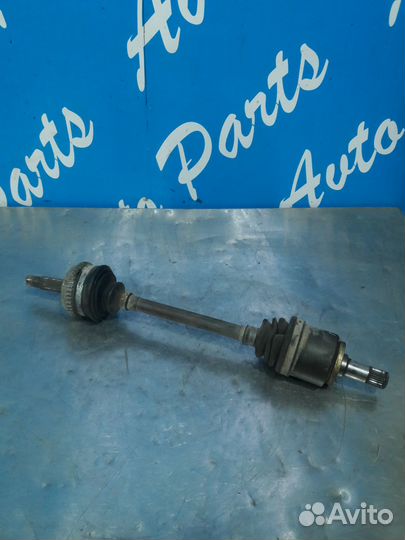 Лада Гранта привод левый