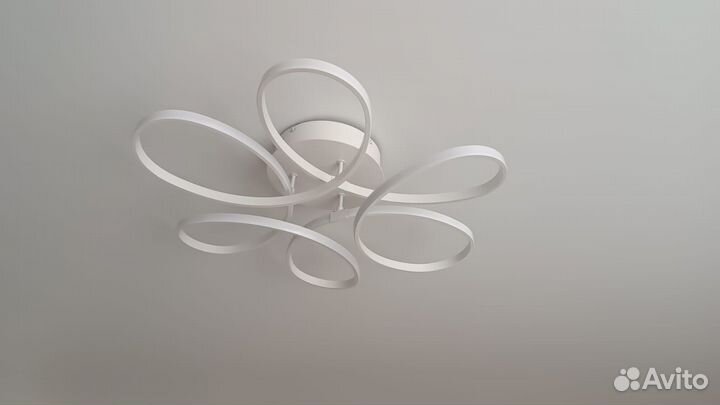 Светильник потолочный