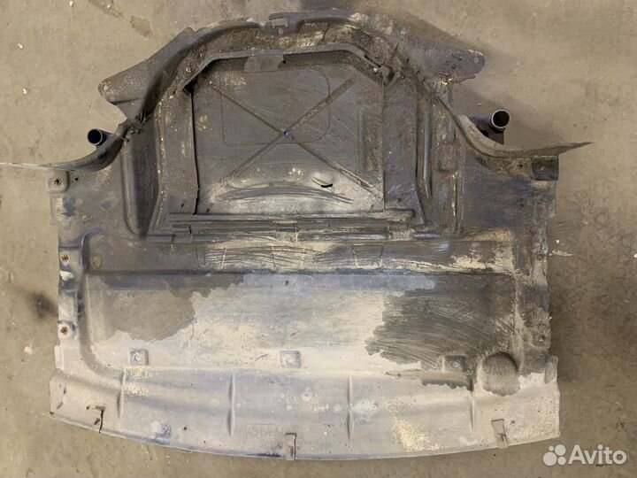 Защита двигателя BMW 7 E38 рест