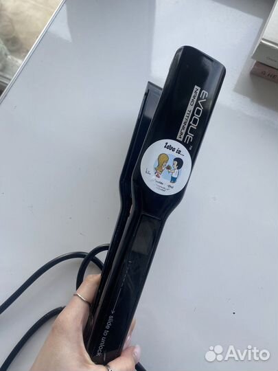 Выпрямитель для волос профессиональный