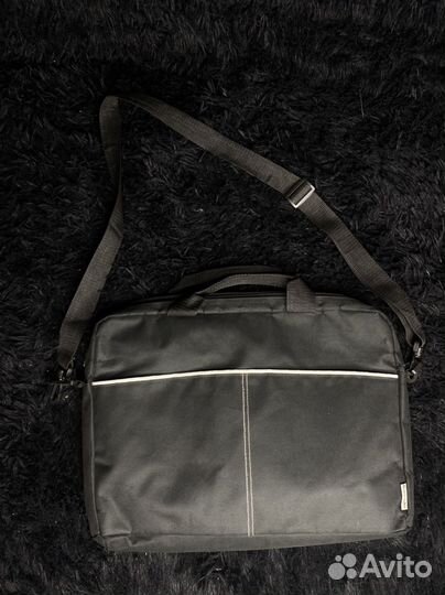 Сумка для ноутбука 15.6 в хорошем состоянии