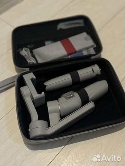 Стабилизатор zhiyun smooth Q3