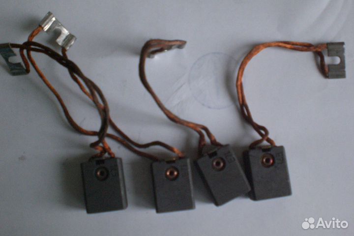 Щетки коллекторные