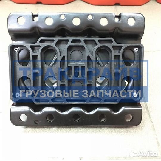 Подушка двигателя задняя Вольво Фш Фм 21228153