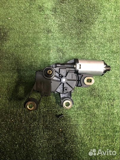 Моторчик стеклоочистителя задний Audi Allroad qua