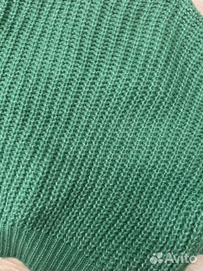 Свитер женский