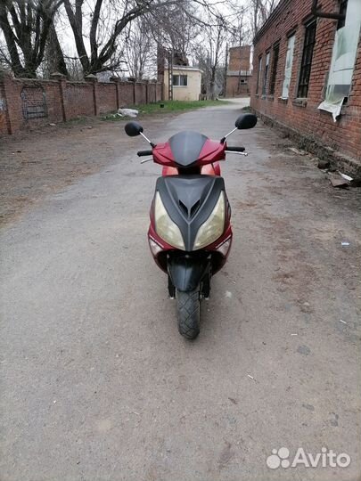 Скутер 150 кубов