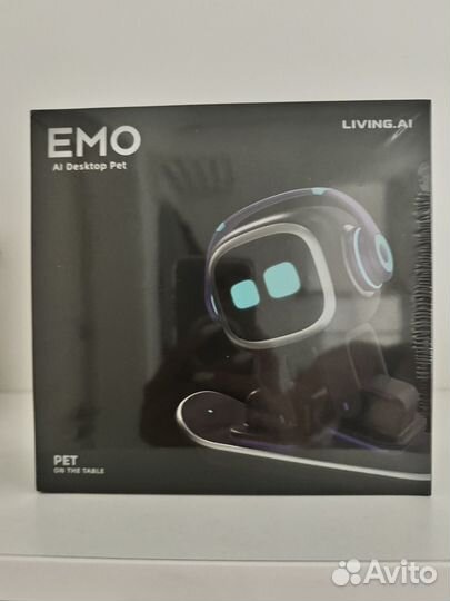 EMO robot