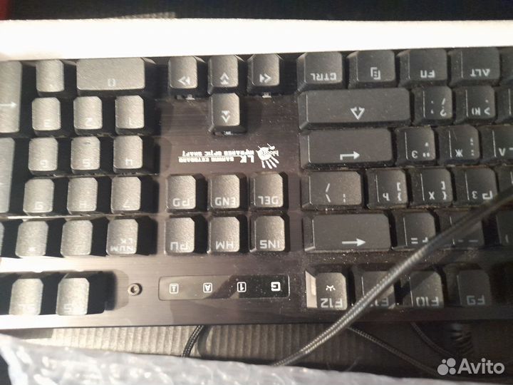 Игровая клавиатура с подсветкой