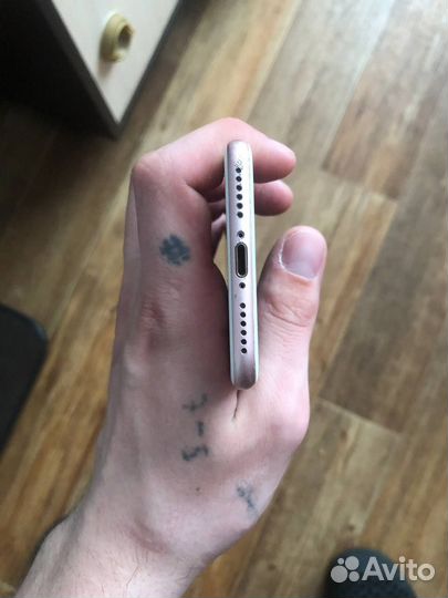 iPhone 7, 128 ГБ