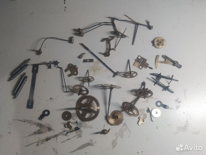 Запчасти для часов очз, стекла, циферблат