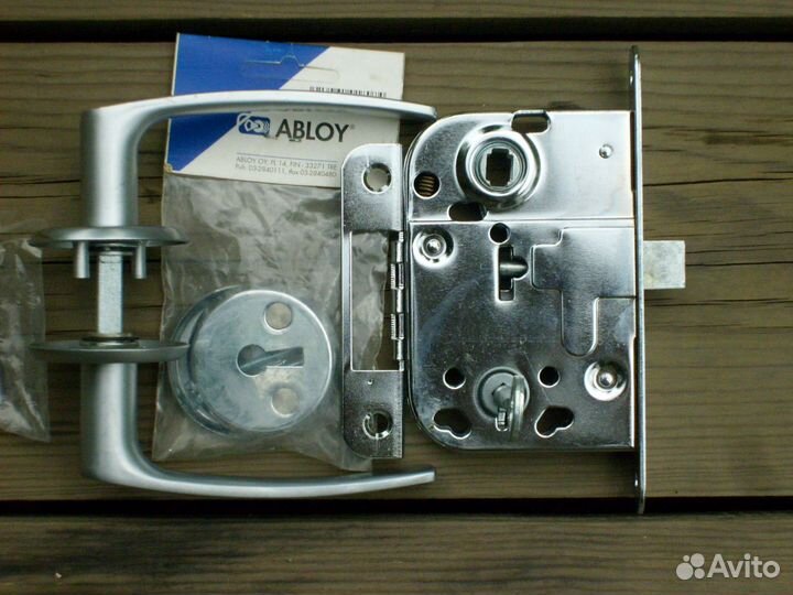 М\к защелка новая(фин) с ручкой