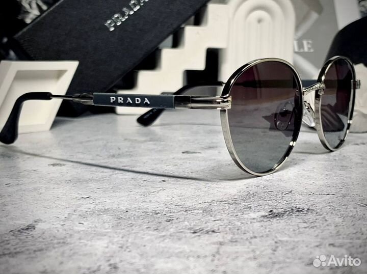 Очки Prada серебристые