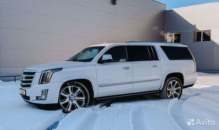 Cadillac Escalade AT, 2016, 140 000 км