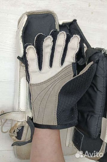 Перчатка для вратарского блина (блокера)