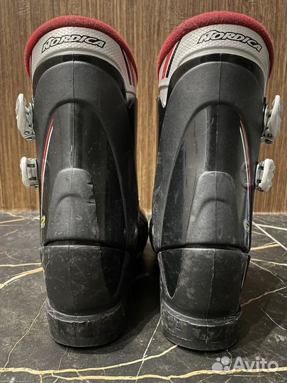 Горнолыжные ботинки детские 35 размер