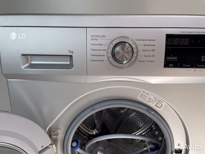 Стиральная машина LG F2J3HS4L