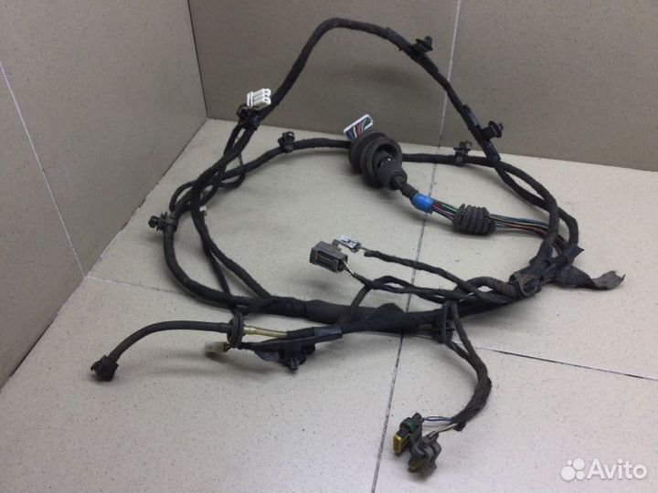 Проводка (коса) двери багажника задняя Chery Tiggo