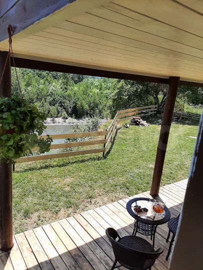 Дом 15 м² на участке 20 сот.