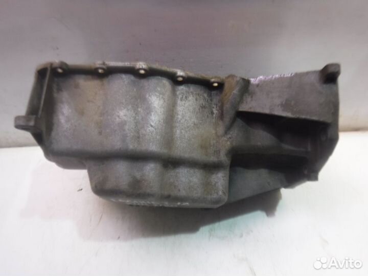Поддон масляный двигателя Renault Laguna