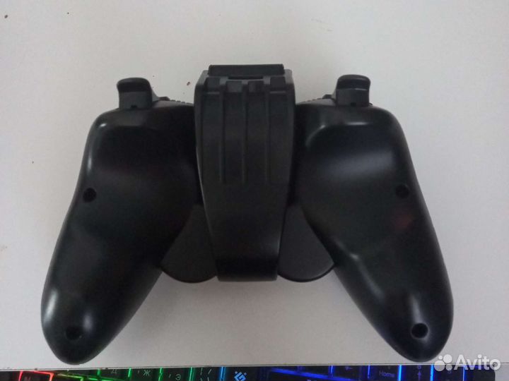 Геймпад для телефона