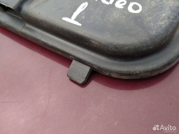 Крышка фары Ford Mondeo 1 1995